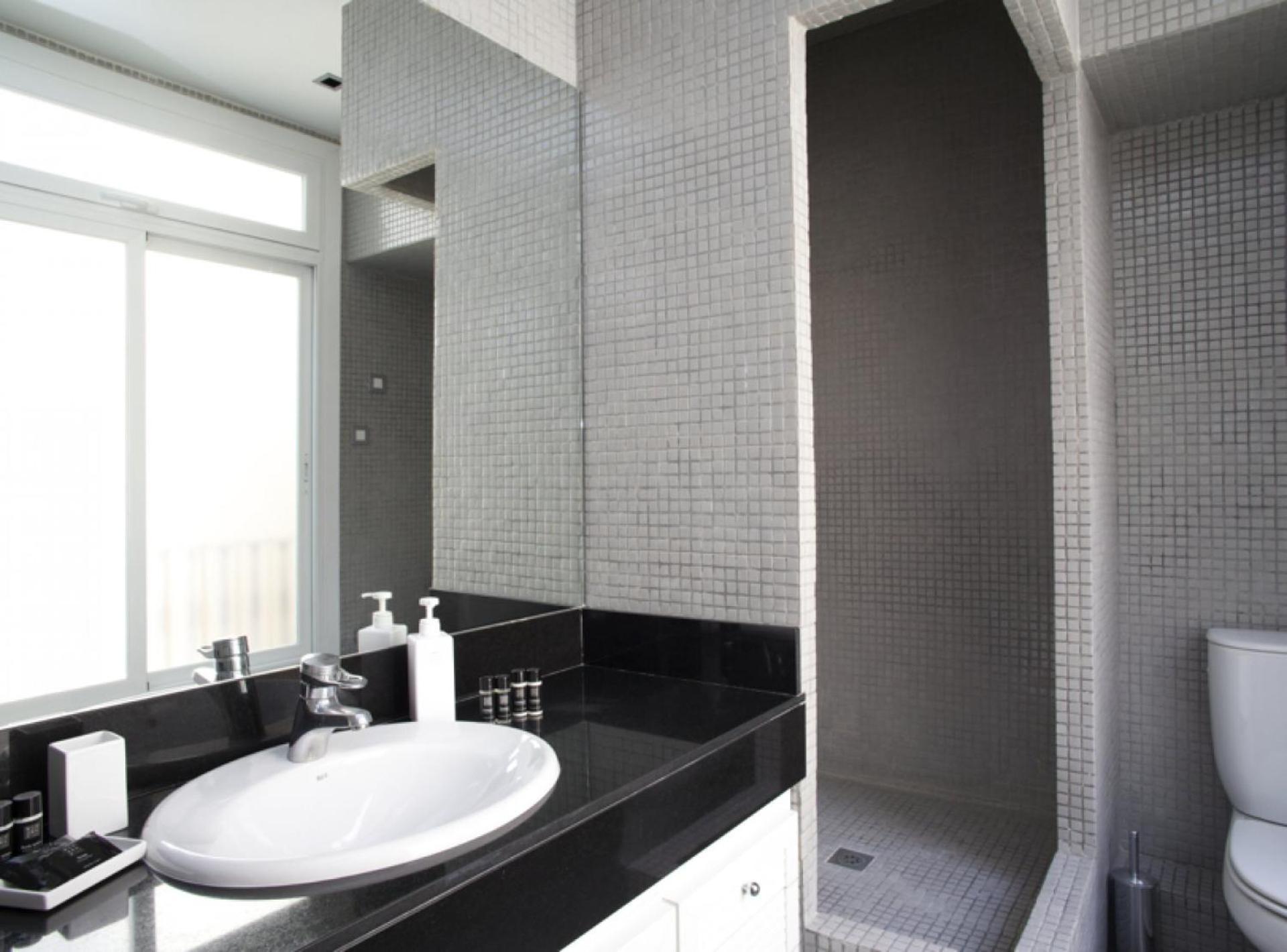 The Claris Suites II Barcelona Exterior photo