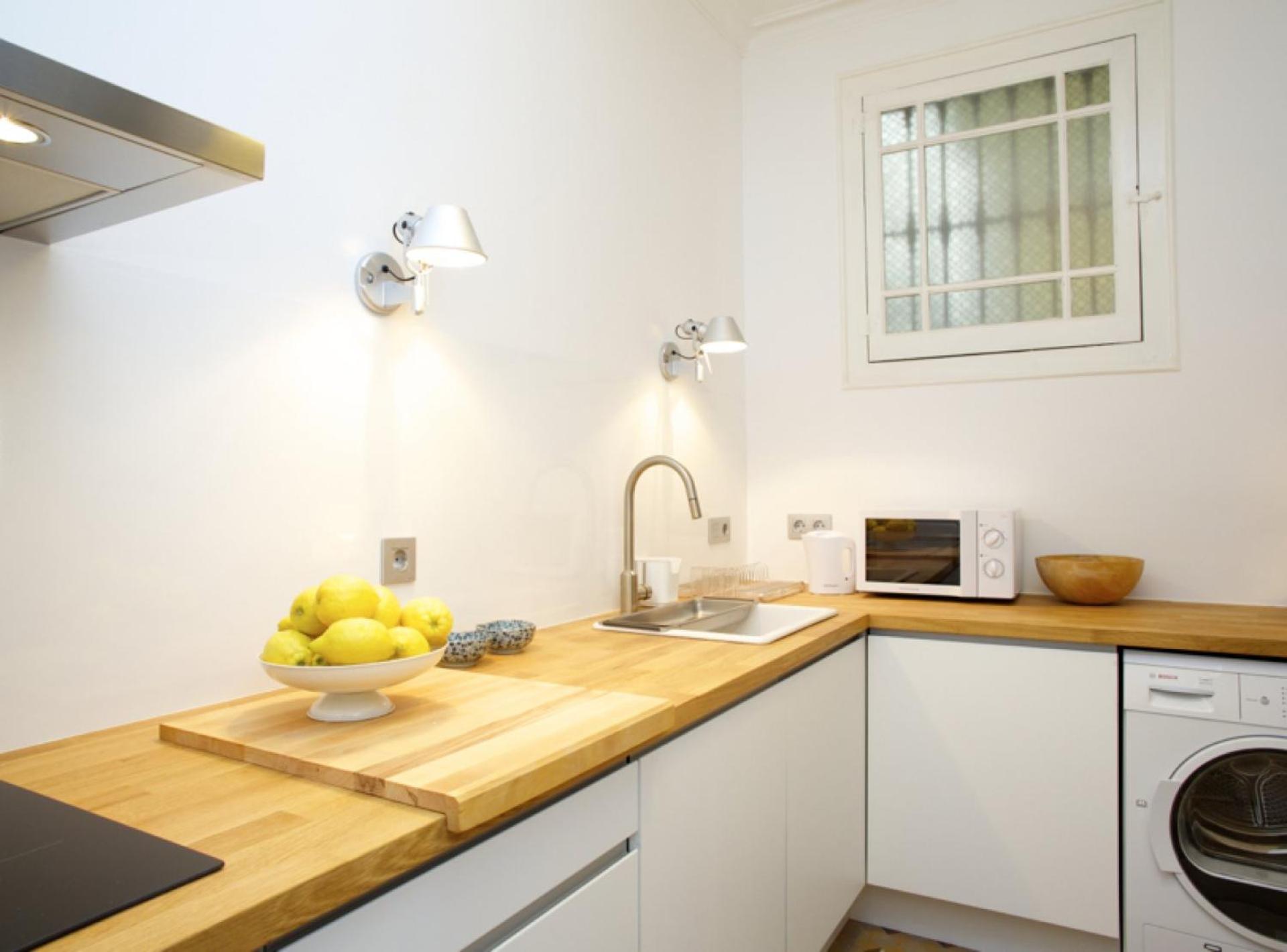 The Claris Suites II Barcelona Exterior photo
